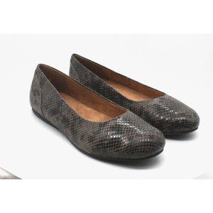 SoftWalk Sonoma Flat Women's Shoes